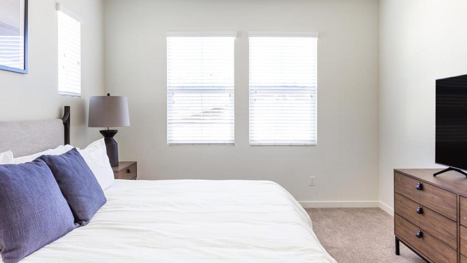 Landing Modern With Amazing Amenities * San Diego